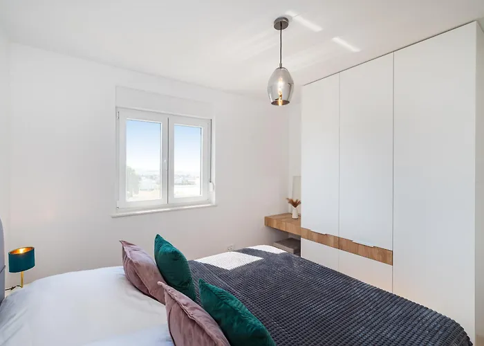 Skyline Luxe Апартаменты *