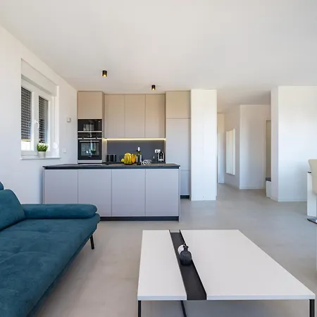 Skyline Luxe Apartman